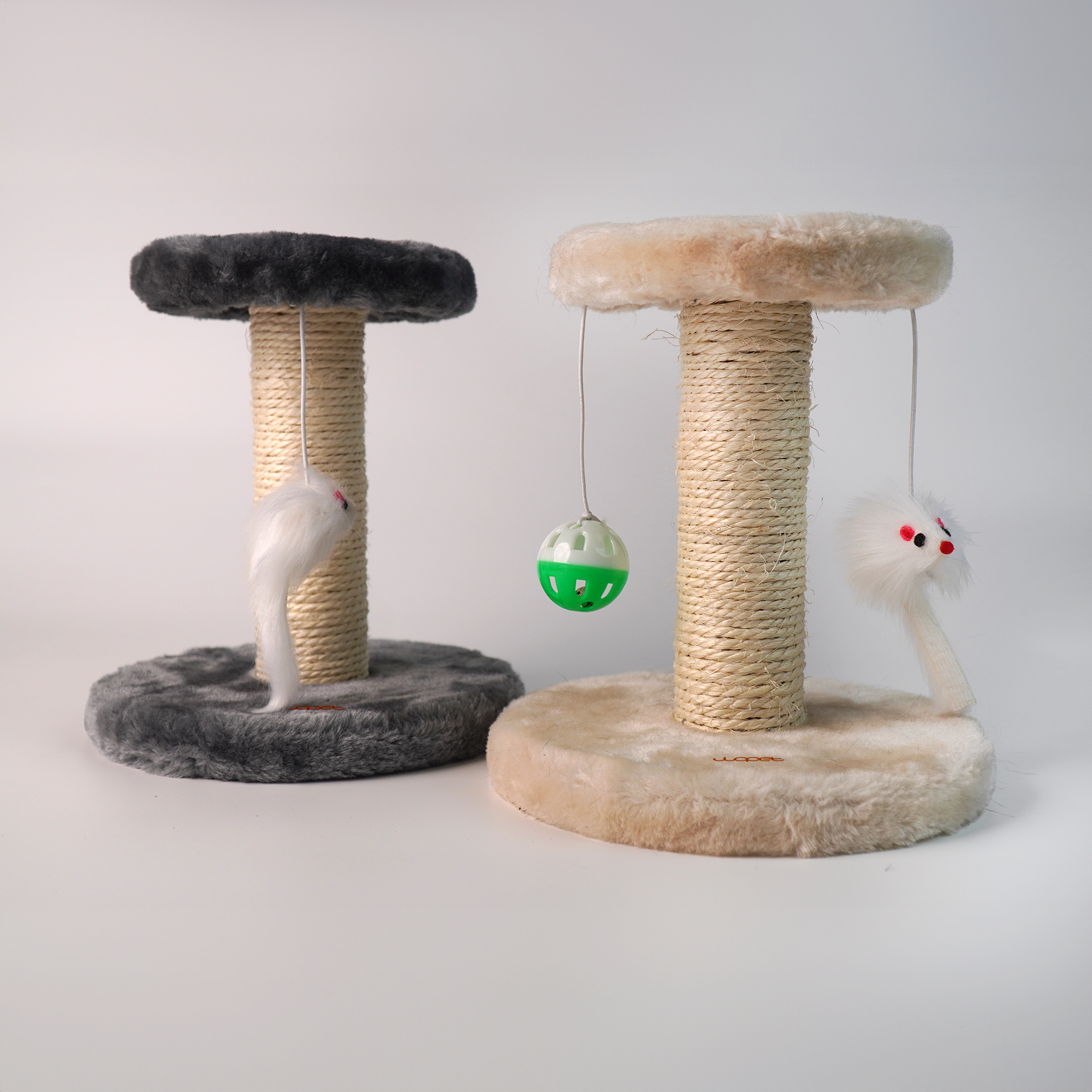 WOpet scratching posts for cats